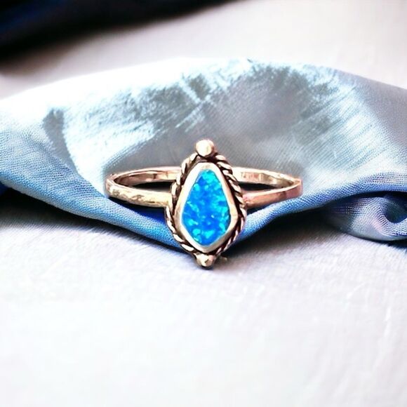 Sterling Silver Marquise Blue Opal Bohemian Ring Marked 925 Size 6 NWOT - Picture 1 of 6